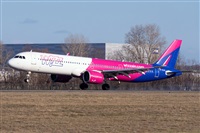 �Tam�s. Click to see full size photo