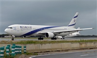Pere  Escala - Spotters Barcelona-El Prat. Click to see full size photo