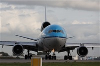 Rodrigo Carvalho - Noisy Spotters. Click to see full size photo