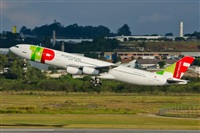 Naoto Goto - South American Spotters Asu-Py. Click to see full size photo