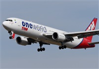 Adolfmalet-Spotters Barcelona-El Prat. Click to see full size photo