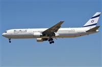 Adolfmalet-Spotters Barcelona-El Prat. Click to see full size photo