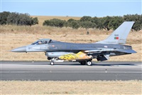 �Anonymous aviation photographer-AIRE.ORG. Click to see full size photo