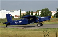 Adolfmalet-Spotters Barcelona-El Prat. Click to see full size photo