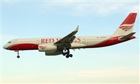 Adolfmalet-Spotters Barcelona-El Prat. Click to see full size photo