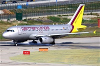 Pere  Escala - Spotters Barcelona-El Prat. Click to see full size photo