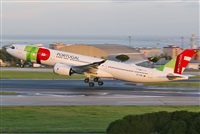 Rodrigo Carvalho - Noisy Spotters. Click to see full size photo