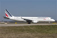 �Vicente Aguil�. Click to see full size photo