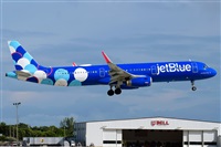 �Eric Graf. Click to see full size photo