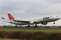 Rodrigo Carvalho - Noisy Spotters. Click to see full size photo