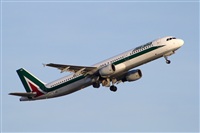 Jordi Rull Dalmau.Spotters BCN-El Prat. Click to see full size photo