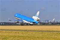 Robert J Cijntje. Click to see full size photo