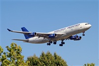Jordi Rull Dalmau.Spotters BCN-El Prat. Click to see full size photo