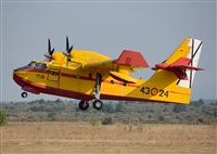 Anonymous aviation photographer-AIRE.ORG. Click to see full size photo