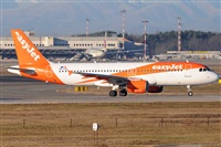 Gabriele Fontana - Tuscan Aviation. Click to see full size photo