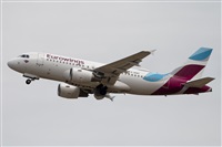 �Vicente Aguil�. Click to see full size photo