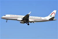 Adolfmalet-Spotters Barcelona-El Prat. Click to see full size photo