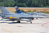 �Anonymous aviation photographer-AIRE.ORG. Click to see full-size photo