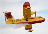 Anonymous aviation photographer-AIRE.ORG. Click to see full size photo