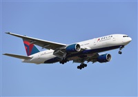 Adolfmalet-Spotters Barcelona-El Prat. Click to see full size photo