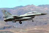 �Manuel Fernandez. Click to see full size photo