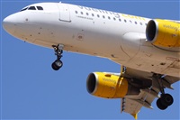 Alonso R Candelera AIRE.org.Spotters Bcn / El Prat. Haz click para ampliar