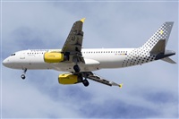 Adolfmalet-Spotters Barcelona-El Prat. Click to see full size photo