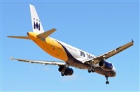 Jos Luis Moreno Menjbar - Plane Spotter Freelance. Click to see full size photo
