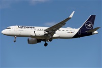 Jorge Medina - Spotters Barcelona - El Prat. Click to see full size photo