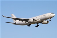 Jordi Rull Dalmau.Spotters BCN-El Prat. Click to see full size photo