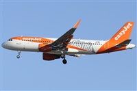 Gabriele Fontana - Tuscan Aviation. Click to see full size photo
