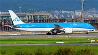 Huang ChengJen. Click to see full size photo