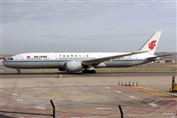 �Manuel Fernandez. Click to see full size photo