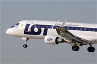 Adolfmalet-Spotters Barcelona-El Prat. Click to see full size photo