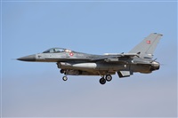 Anonymous aviation photographer-AIRE.ORG. Click to see full size photo