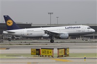 Jorge Vicente - Spotters Barcelona - El Prat. Click to see full size photo