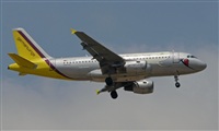 Pere  Escala - Spotters Barcelona-El Prat. Click to see full size photo