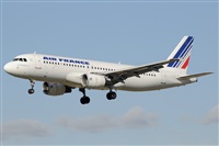 Adolfmalet-Spotters Barcelona-El Prat. Click to see full size photo