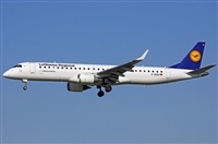 Pere  Escala - Spotters Barcelona-El Prat. Click to see full size photo