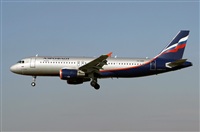 Jordi Rull Dalmau.Spotters BCN-El Prat. Click to see full size photo