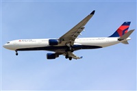Adolfmalet-Spotters Barcelona-El Prat. Click to see full size photo