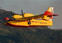 Anonymous aviation photographer-AIRE.ORG. Click to see full size photo