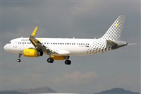 Adolfmalet-Spotters Barcelona-El Prat. Click to see full size photo