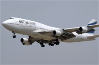 Adolfmalet-Spotters Barcelona-El Prat. Click to see full size photo