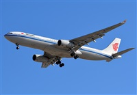 Adolfmalet-Spotters Barcelona-El Prat. Click to see full size photo