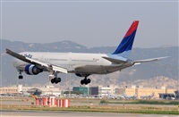 Adolfmalet-Spotters Barcelona-El Prat. Click to see full size photo