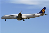 Adolfmalet-Spotters Barcelona-El Prat. Click to see full size photo