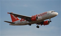 Rubn Gil - Noisy Spotters. Click to see full size photo