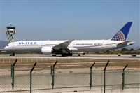 �Oscar Mart�nez spotter Barcelona el Prat. Click to see full size photo