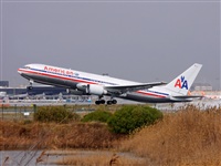 Pere  Escala - Spotters Barcelona-El Prat. Click to see full size photo